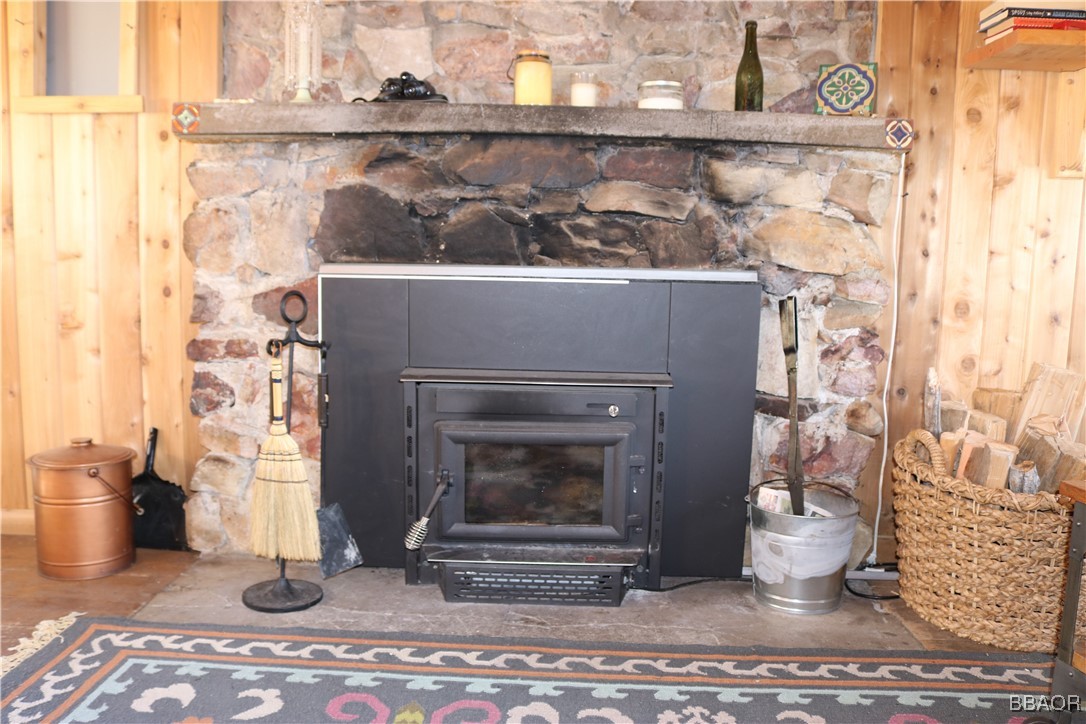 109 Mill Creek Road Big Bear Lake, CA 92315 - Photo 3 of 37