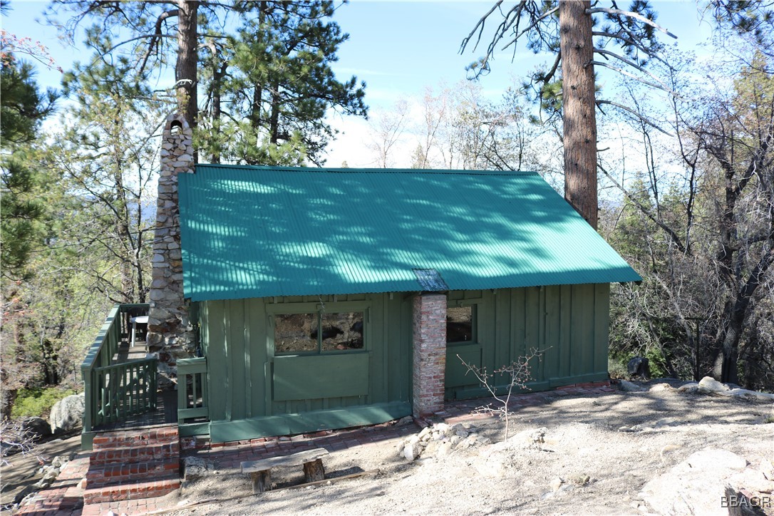 109 Mill Creek Road Big Bear Lake, CA 92315 - Photo 33 of 37