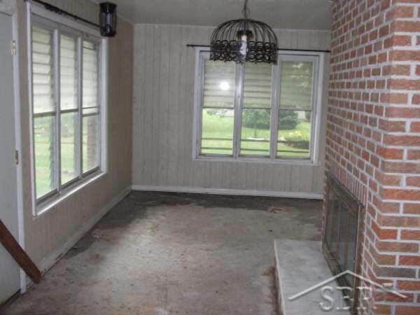 560 Sherman Road Saginaw, MI 48604 - Photo 6 of 7 20035222-5.JPG