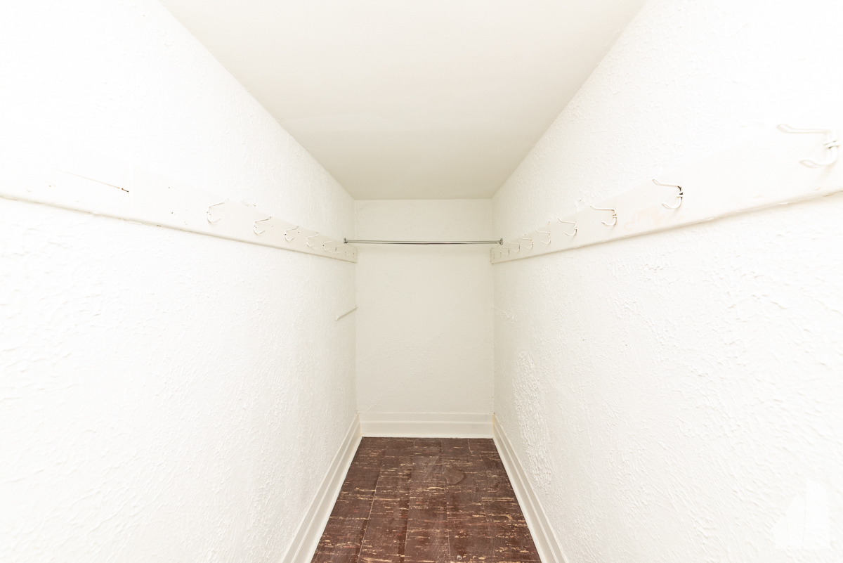 1420 West Irving Park Road, Unit 3 Chicago, IL 60613 - Photo 13 of 21 a view of a small space