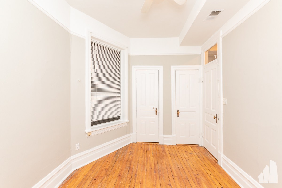 1420 West Irving Park Road, Unit 3 Chicago, IL 60613 - Photo 15 of 21 a view of an empty room