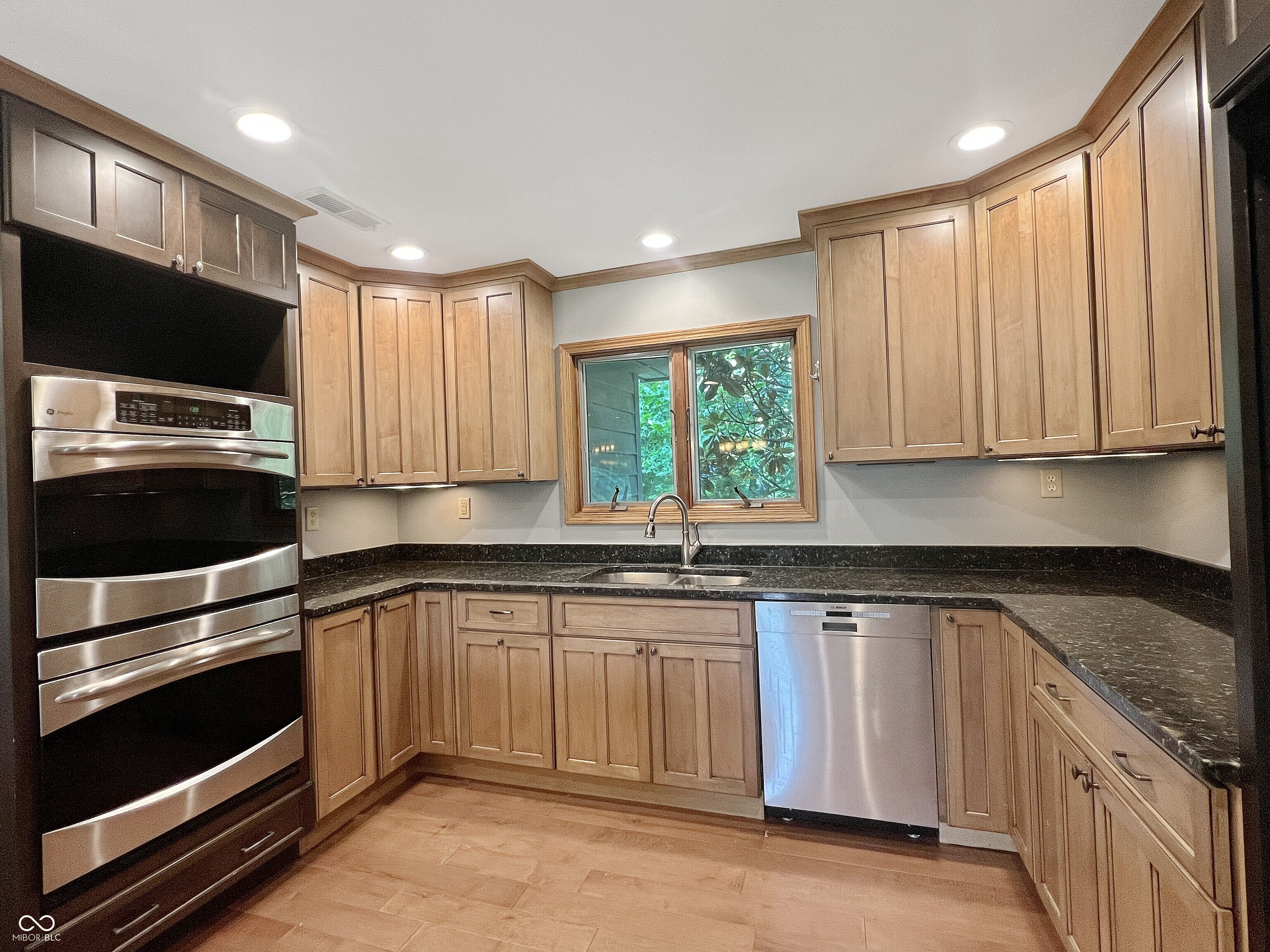 14113 West Lake Road Seymour, IN 47274 - Photo 12 of 55 Gallery Image 12