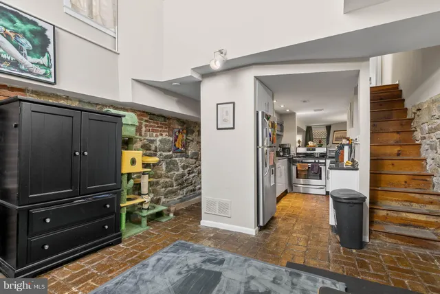 $1,750 | 787 South 3rd Street, Unit 1R, Philadelphia, PA 19147