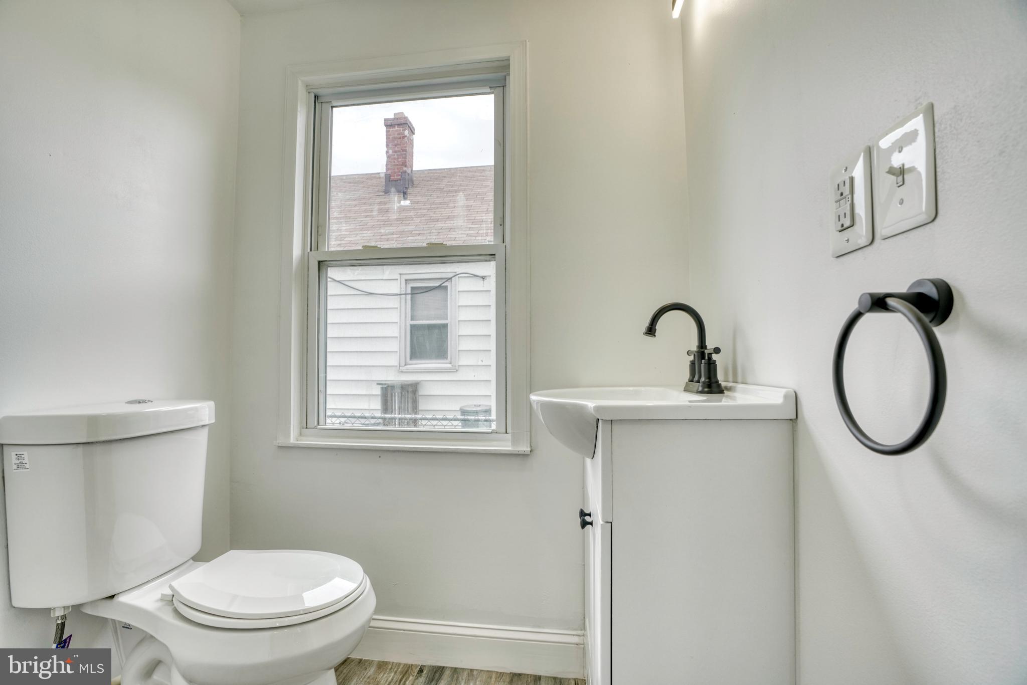 8228 Cornwall Road Dundalk, MD 21222 - Photo 23 of 68