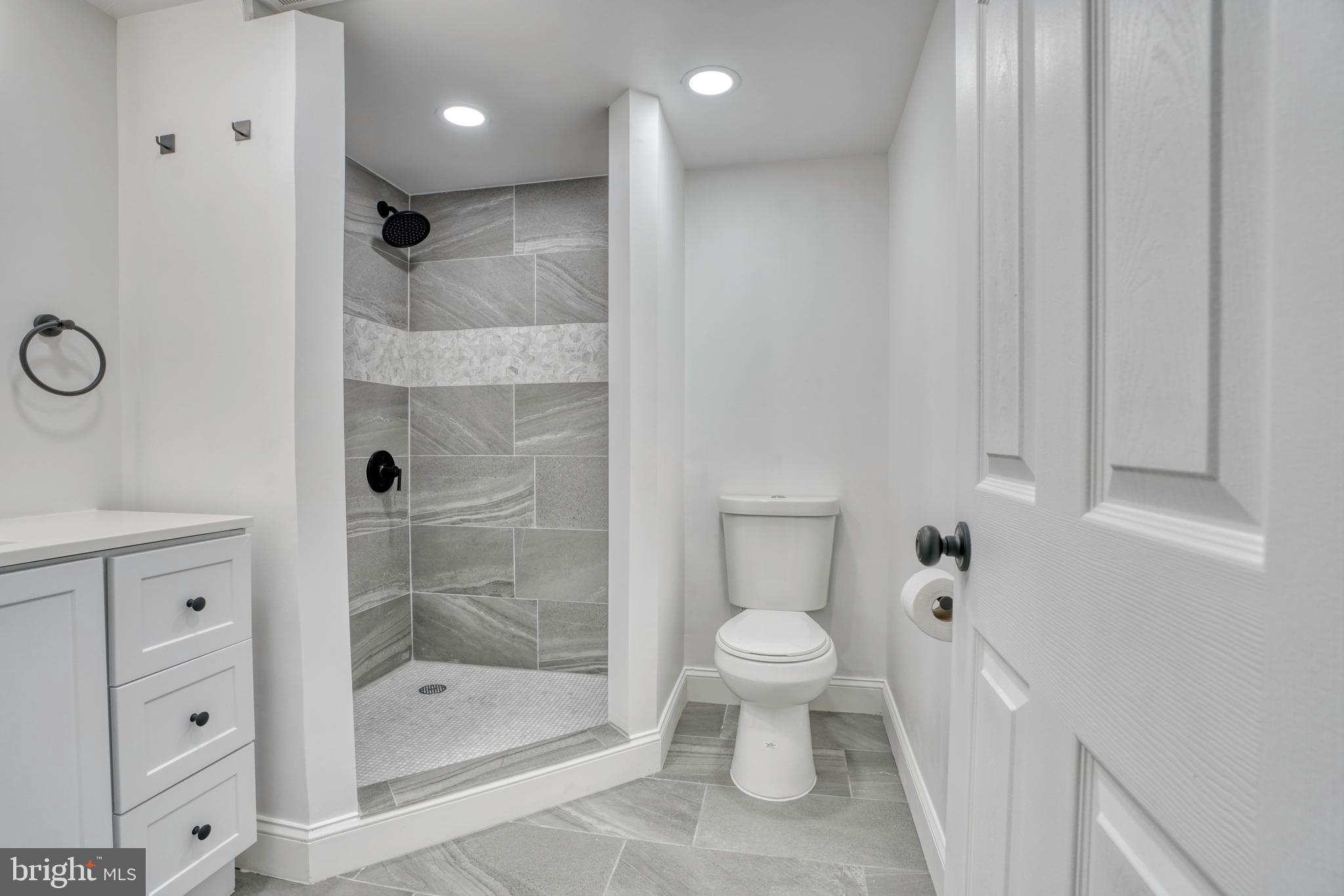 8228 Cornwall Road Dundalk, MD 21222 - Photo 53 of 68