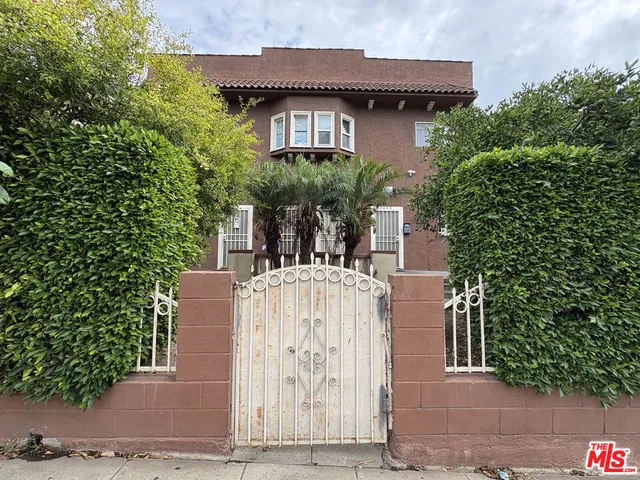 $1,524,900 | 2006 South Harcourt Avenue, Los Angeles, CA 90016