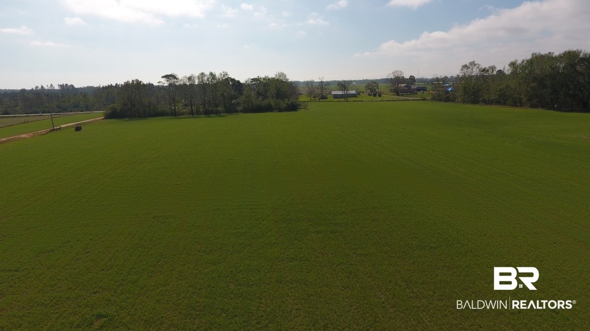 15597 Underwood Road Summerdale, AL 36580 - Photo 5 of 49