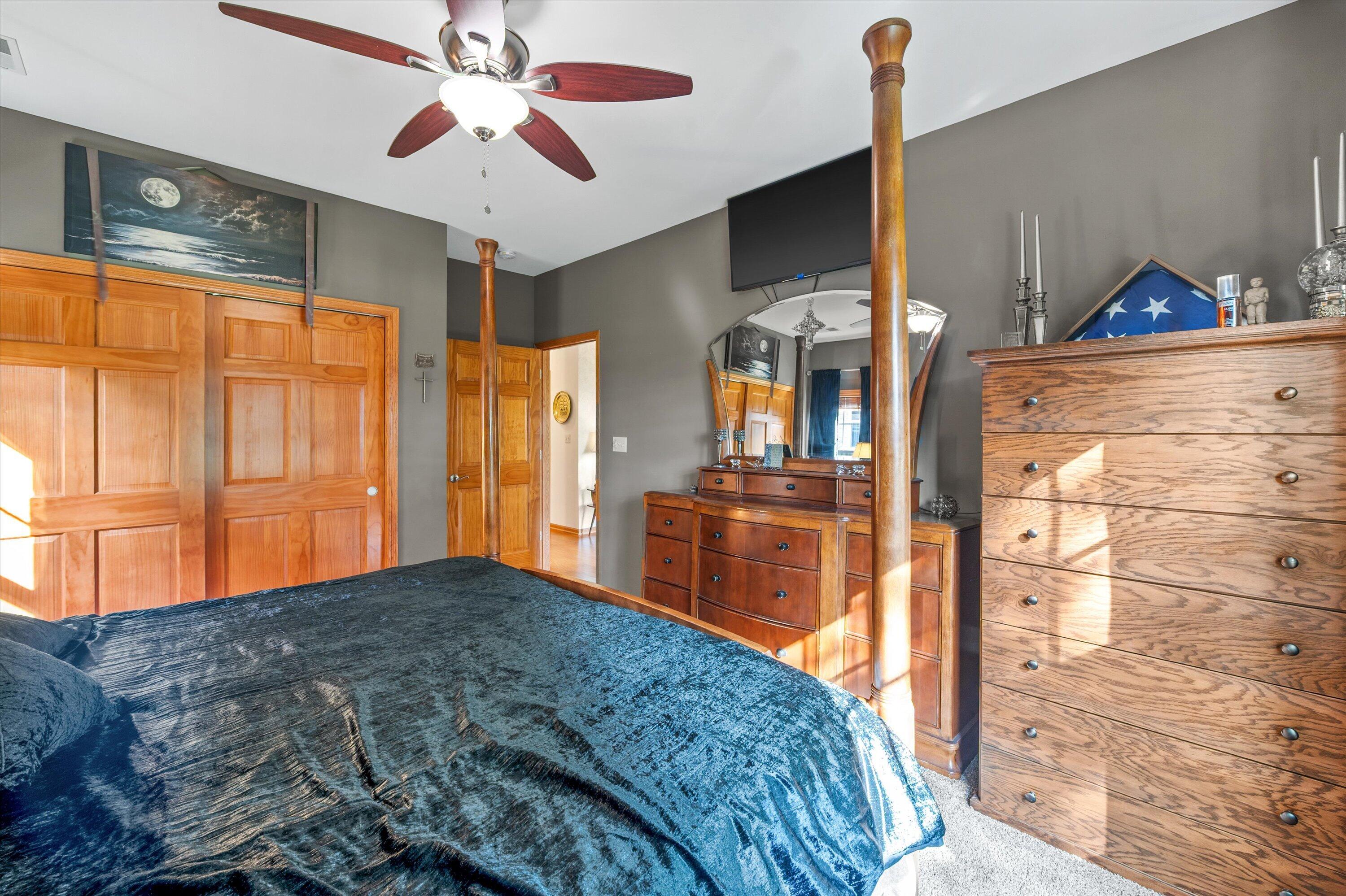 941 Autumn Ridge Lane, Unit 941 Hartford, WI 53027 - Photo 12 of 29 06-DSC0917