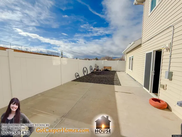 $465,000 | 3501 East 8th Street, Casper, WY 82609