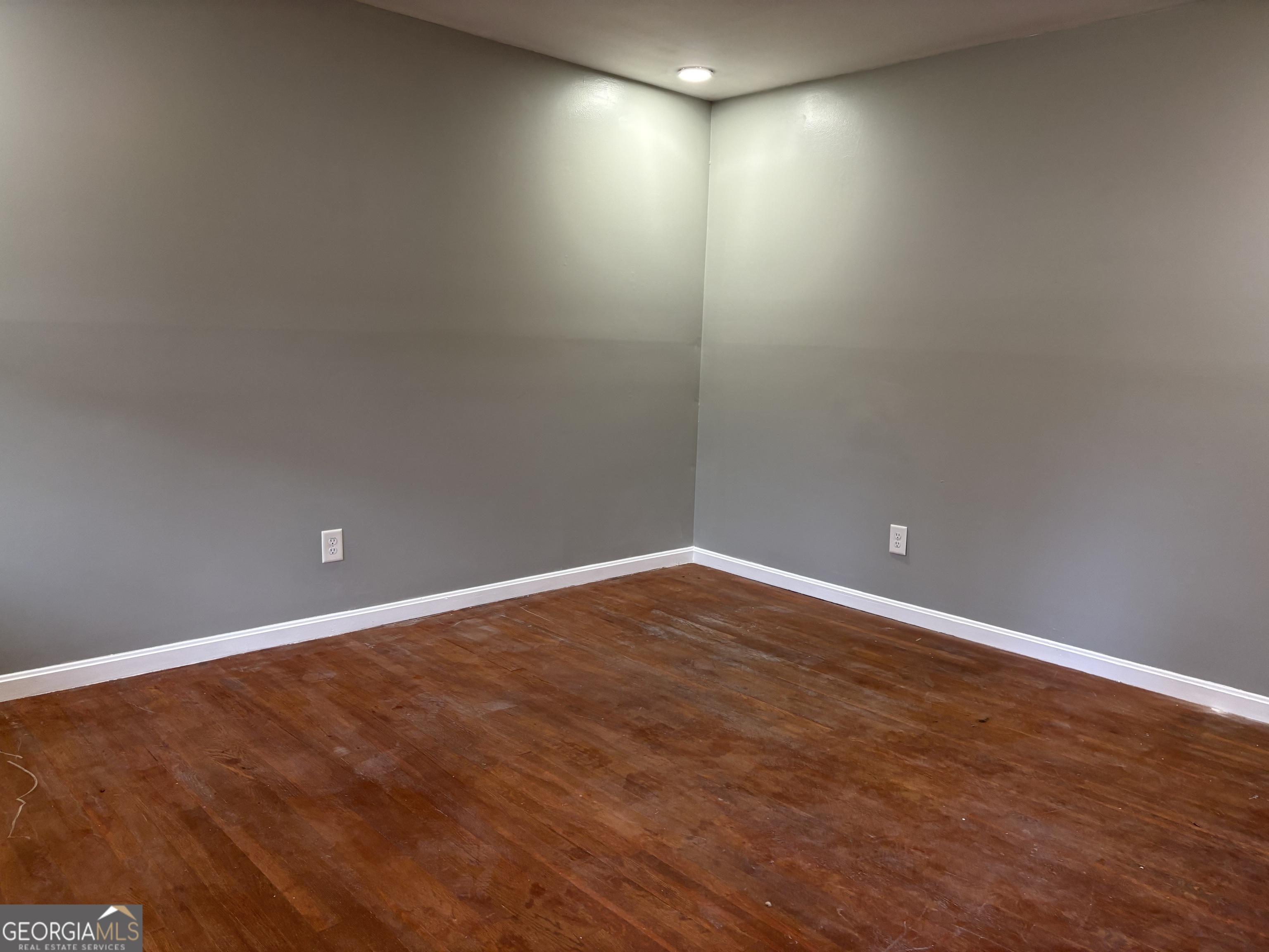 979 Cone Road Forest Park, GA 30297 - Photo 2 of 10