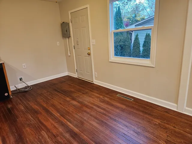 $2,200 | 1317 Brandywine Circle, Batavia, IL 60510