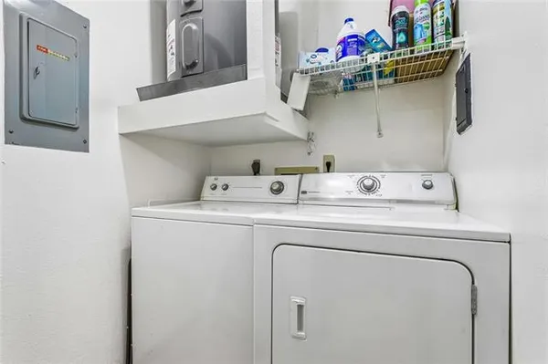 $155,000 | 734 Village Road, Unit D, Kenner, LA 70065