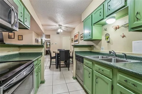 $155,000 | 734 Village Road, Unit D, Kenner, LA 70065