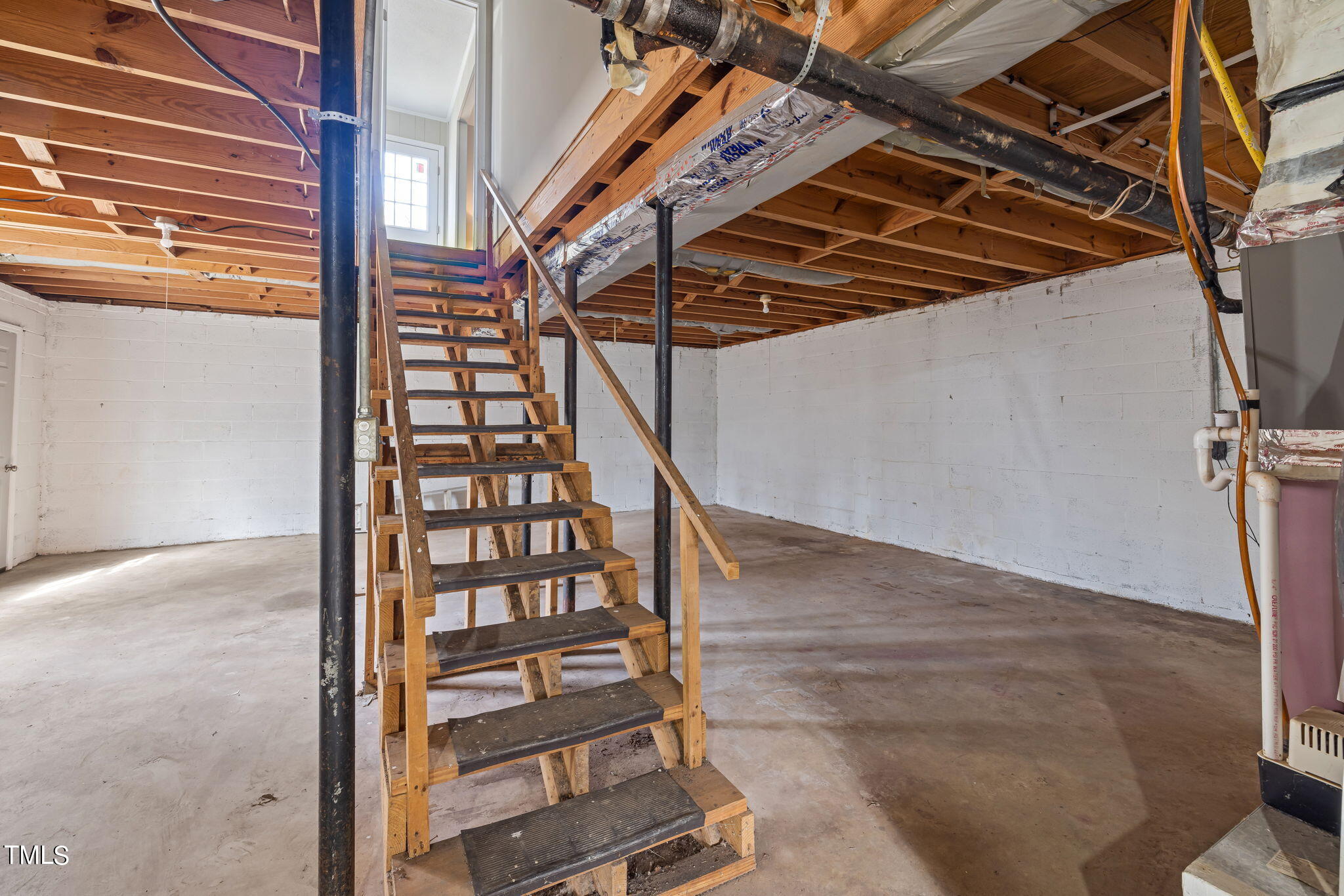 608 Old Farm Road Raleigh, NC 27606 - Photo 25 of 32 a view of entryway with wooden floor
