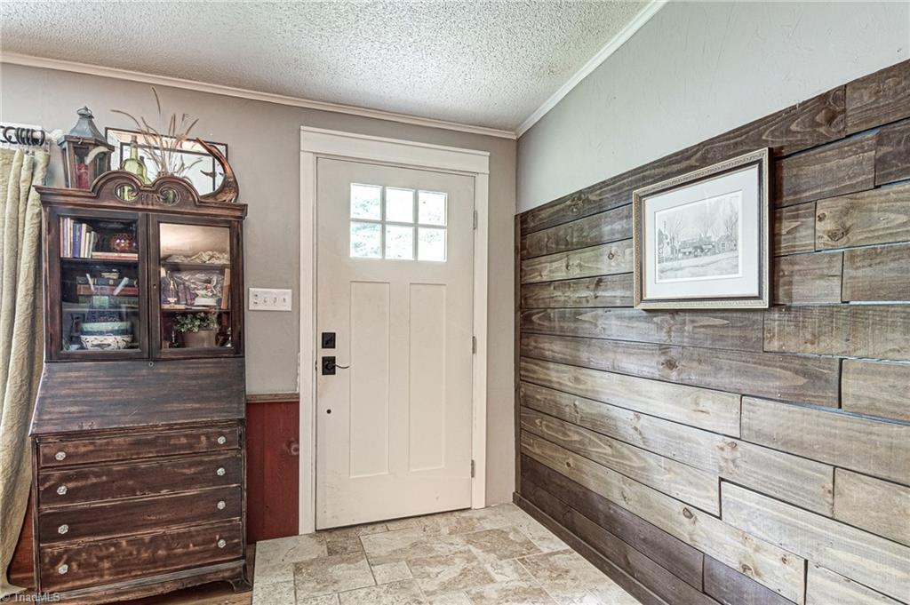 8254 Benaja Road Reidsville, NC 27320 - Photo 6 of 31 Gallery Image 6