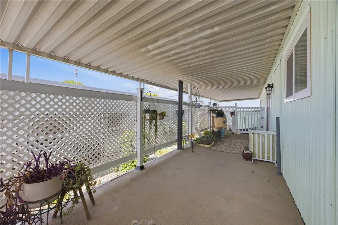 9131 Rosedale, Unit 49 Bakersfield, CA 93312 - Photo 22 of 33 Original Photo