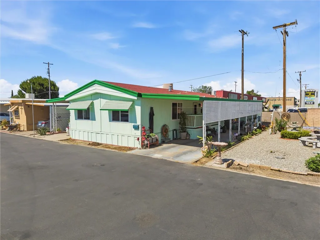 9131 Rosedale, Unit 49 Bakersfield, CA 93312 - Photo 27 of 33