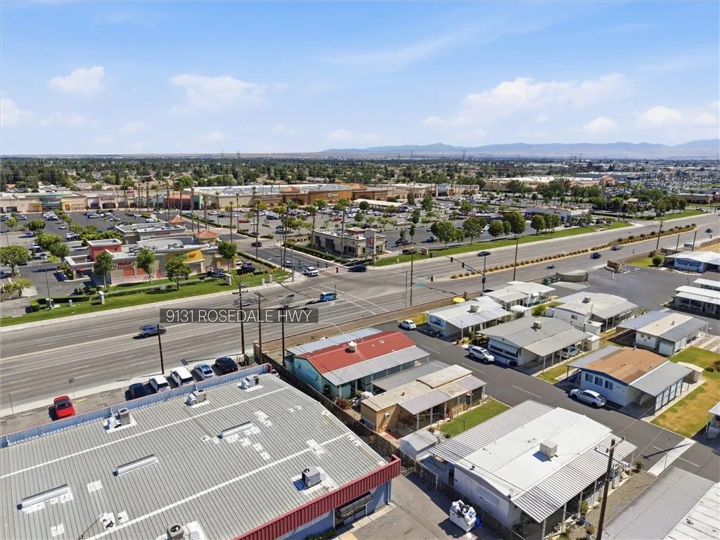 9131 Rosedale, Unit 49 Bakersfield, CA 93312 - Photo 30 of 33
