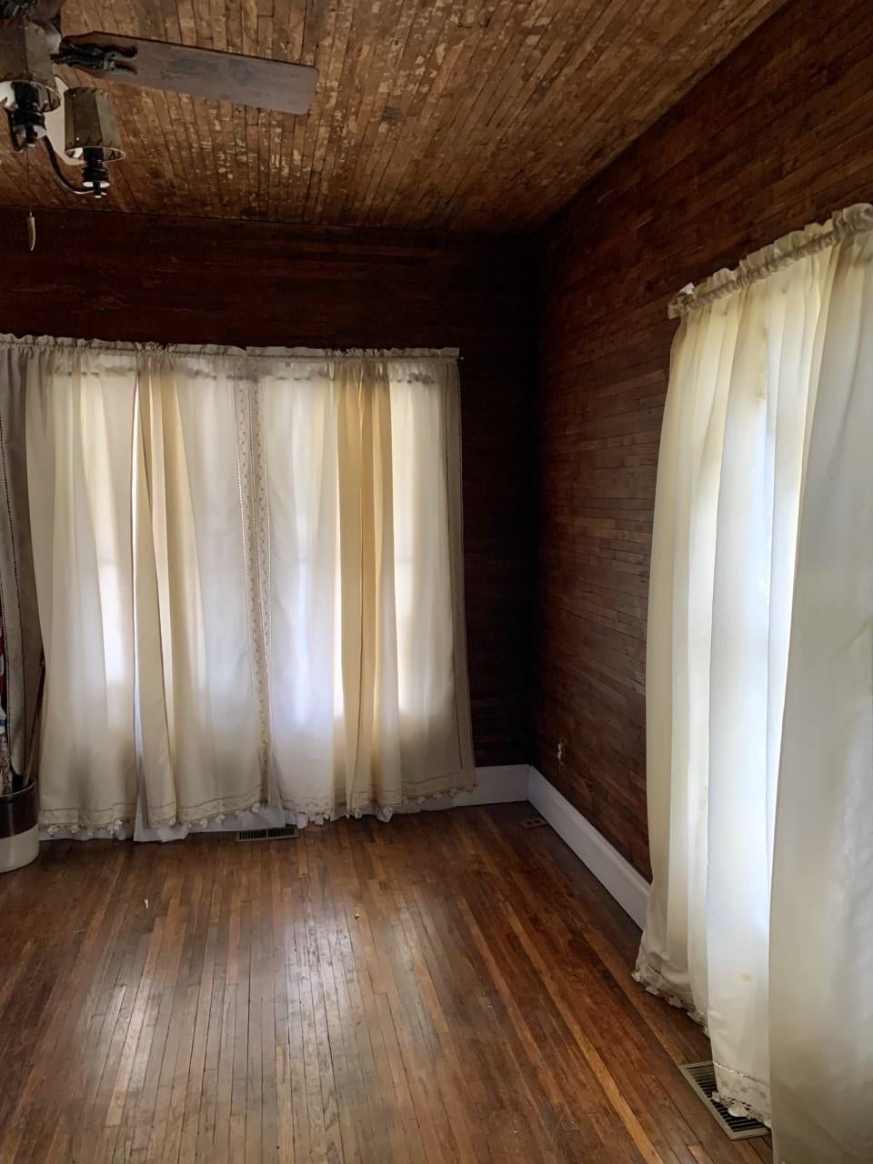 334 Happy Hollow Road Kenova, WV 25530 - Photo 3 of 12 Gallery Image 3