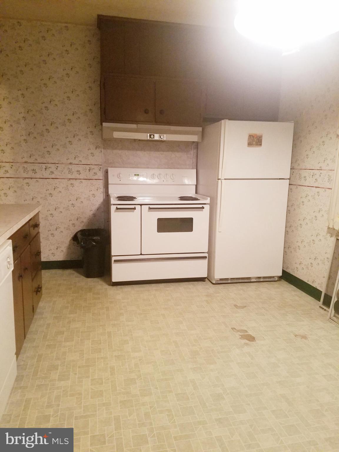 1126 Exeter Street Reading, PA 19604 - Photo 6 of 25 Gallery Image 6