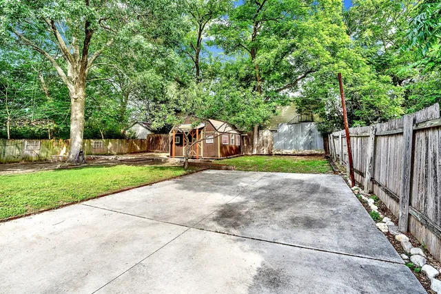 $2,750 | 608 West Hopkins Street, San Marcos, TX 78666