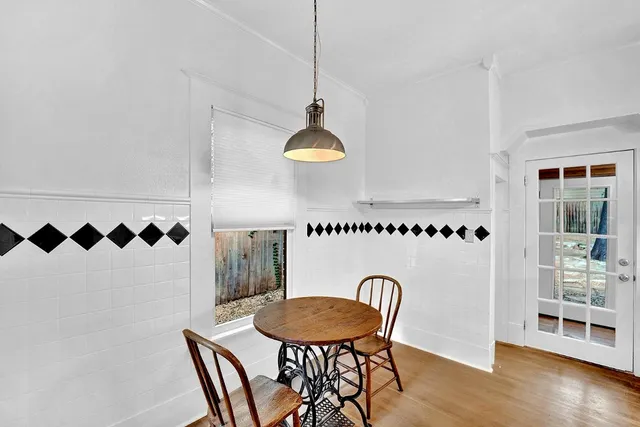 $2,750 | 608 West Hopkins Street, San Marcos, TX 78666