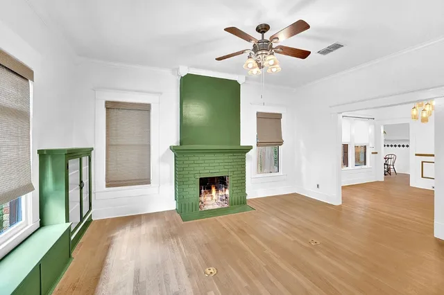 $2,750 | 608 West Hopkins Street, San Marcos, TX 78666