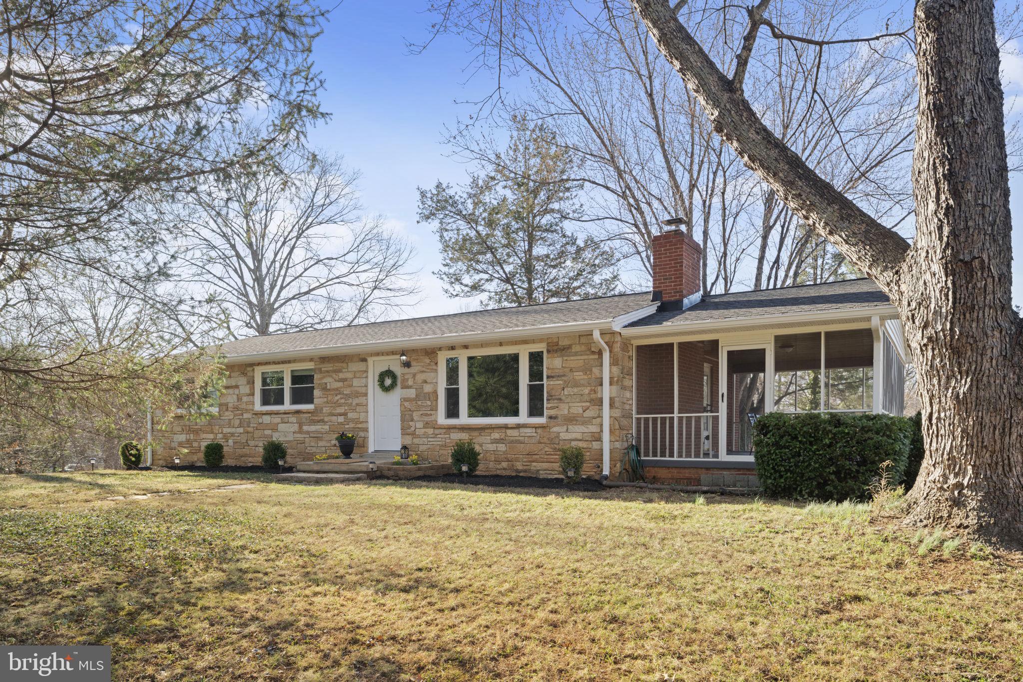 6744 Riley Road Warrenton, VA 20187 - Photo 4 of 79 Gallery Image 4