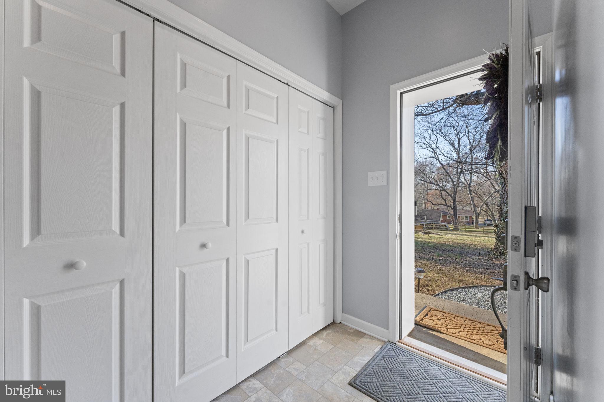 6744 Riley Road Warrenton, VA 20187 - Photo 7 of 79 Gallery Image 7
