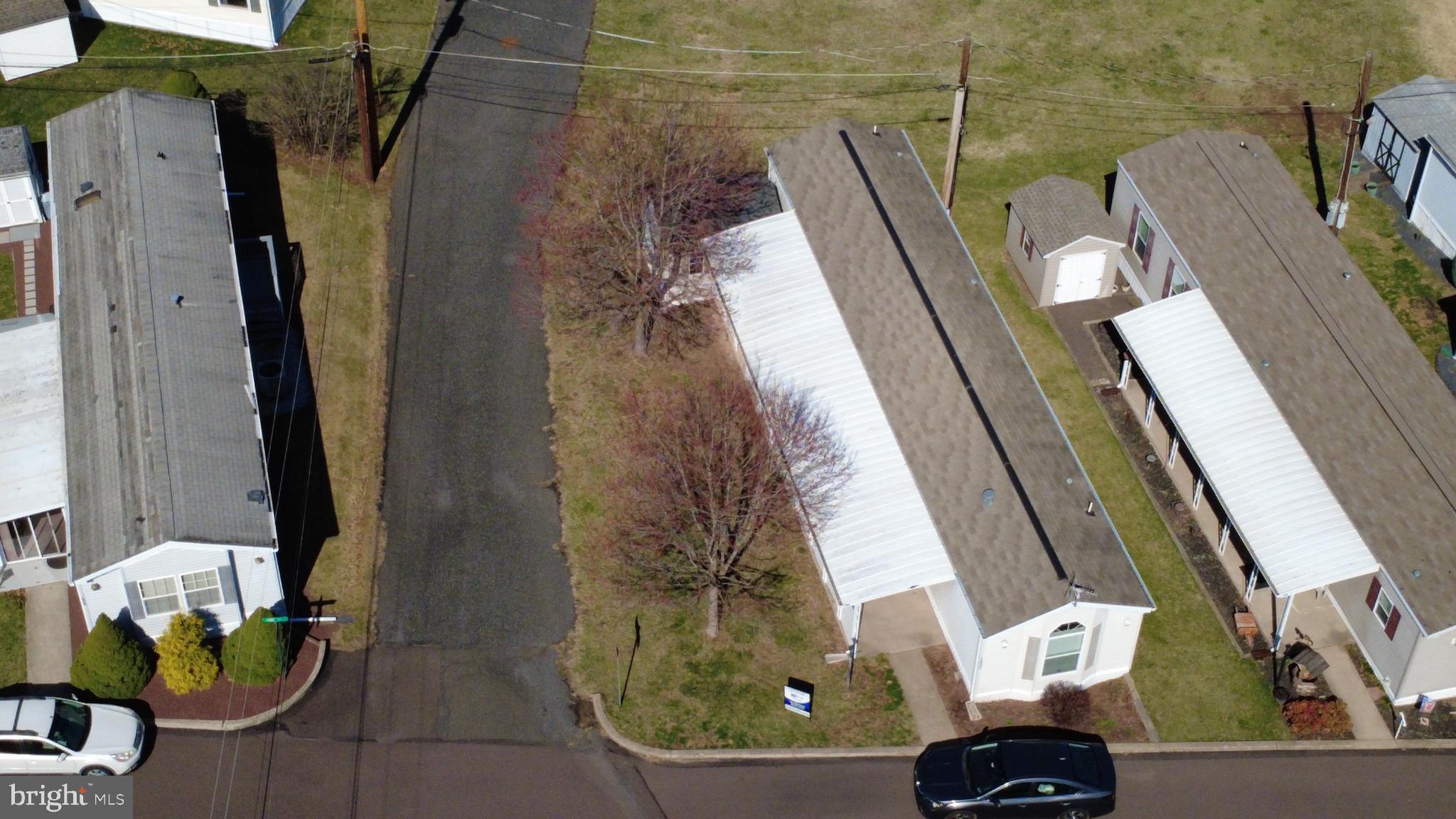 1035 Pine Circle Telford, PA 18969 - Photo 6 of 17