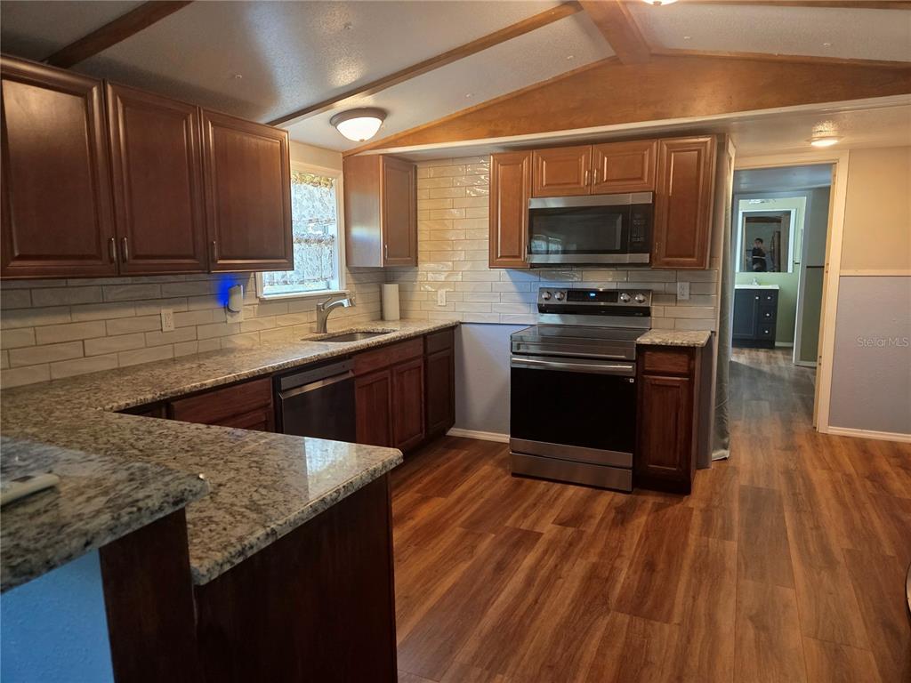 6504 Werner Avenue New Port Richey, FL 34652 - Photo 12 of 31