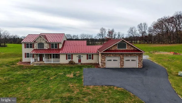 $875,000 | 130 Troxel Road, Shoemakersville, PA 19555