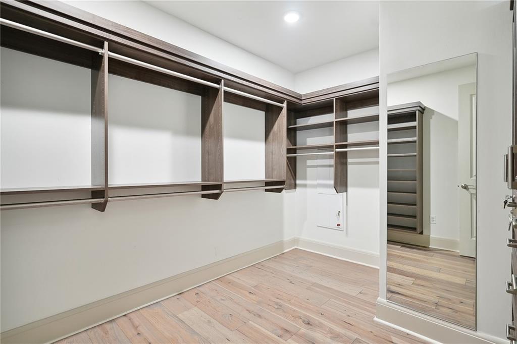 3344 Peachtree Road Northeast, Unit 3202 Atlanta, GA 30326 - Photo 27 of 35