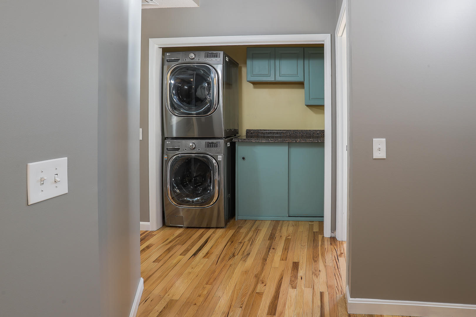 135 Ridgeview Drive Bangor, ME 04401 - Photo 26 of 37 Laundry