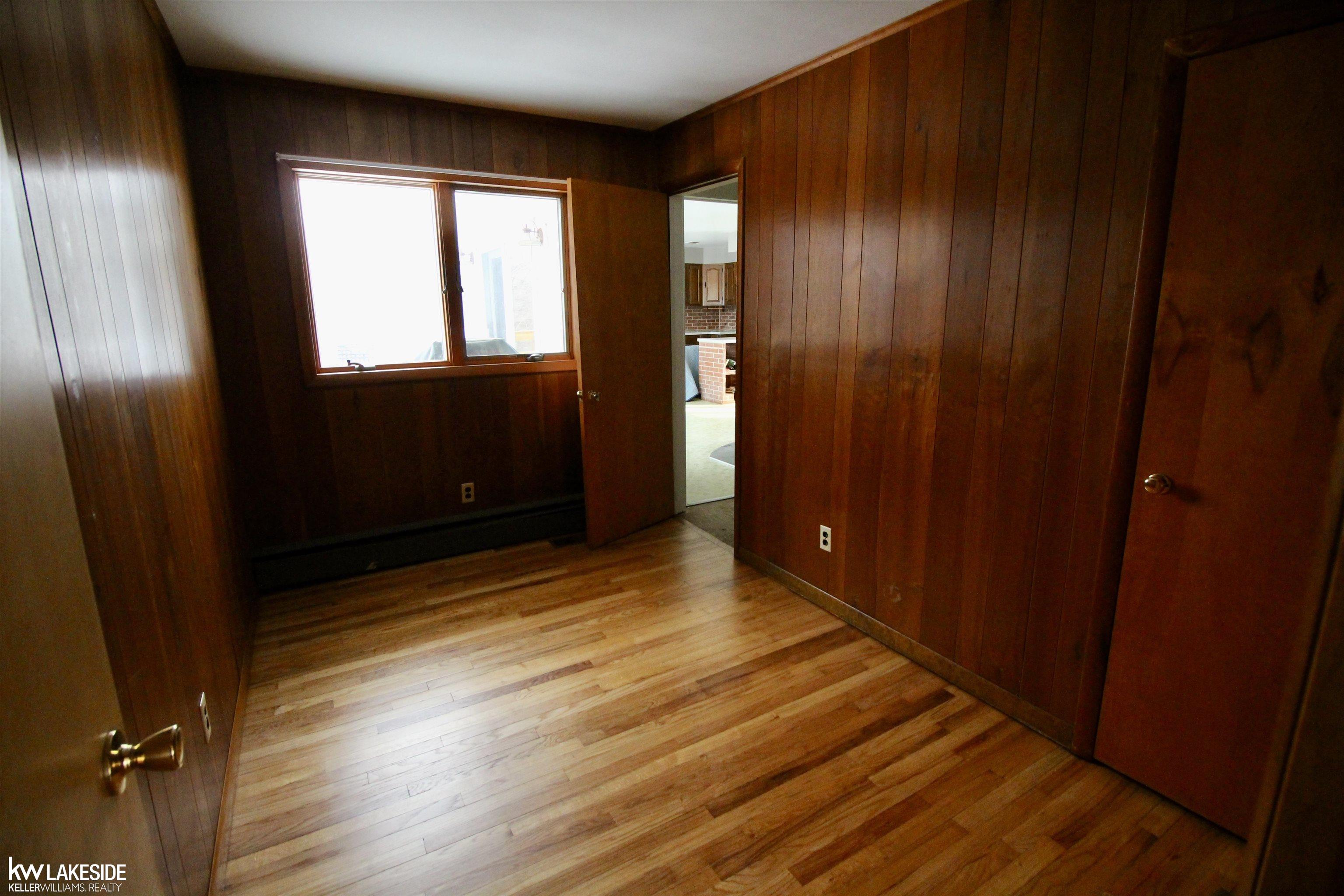 12778 Belle River Road Memphis, MI 48041 - Photo 7 of 25 50101014-6.JPG