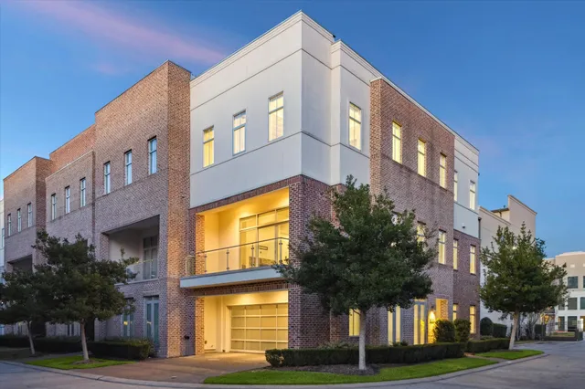 $799,900 | 1430 Lake Pointe Parkway, Sugar Land, TX 77478