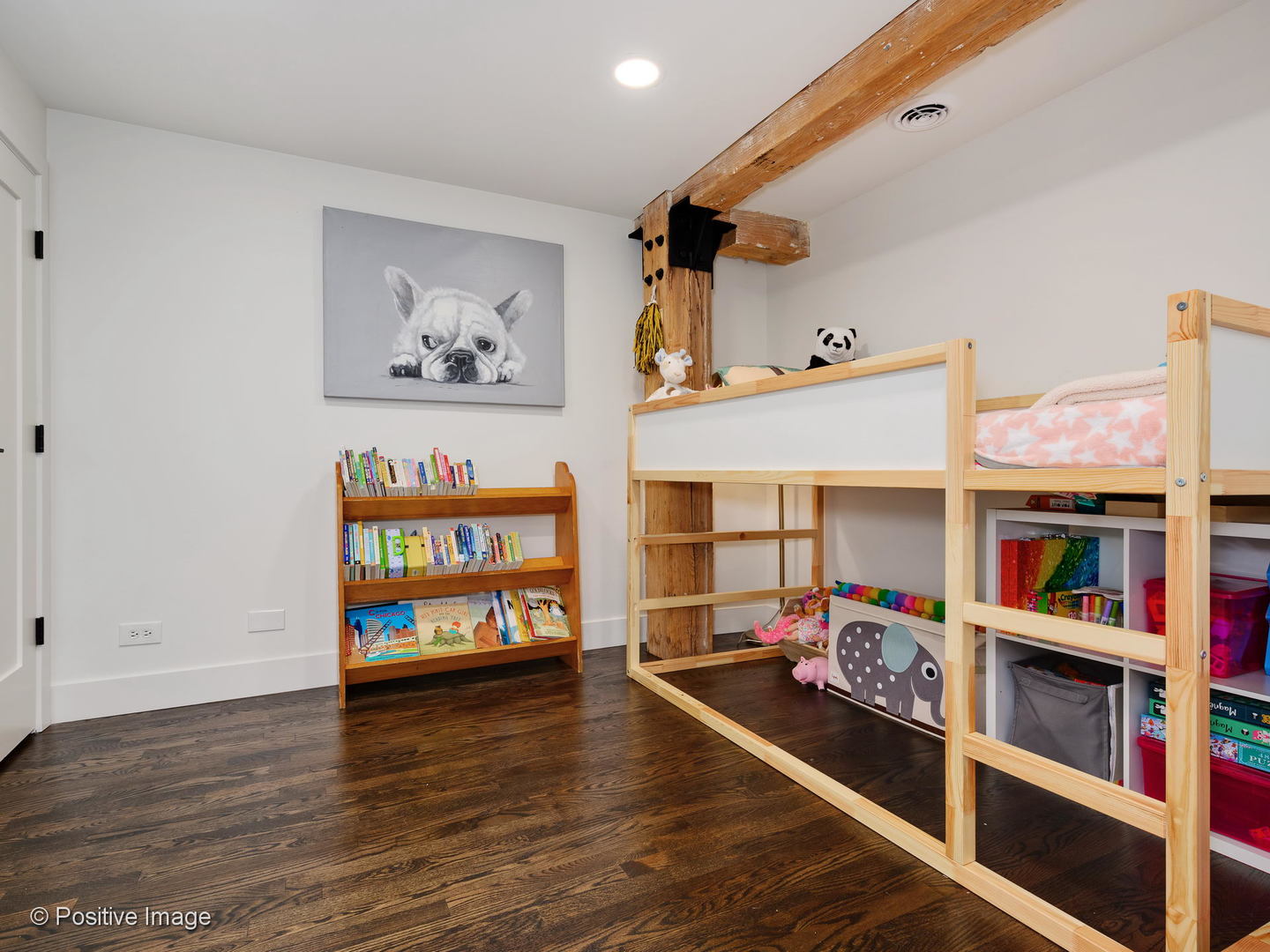 1000 West Washington Boulevard, Unit 540 Chicago, IL 60607 - Photo 19 of 28 a view of a room with furniture and toys