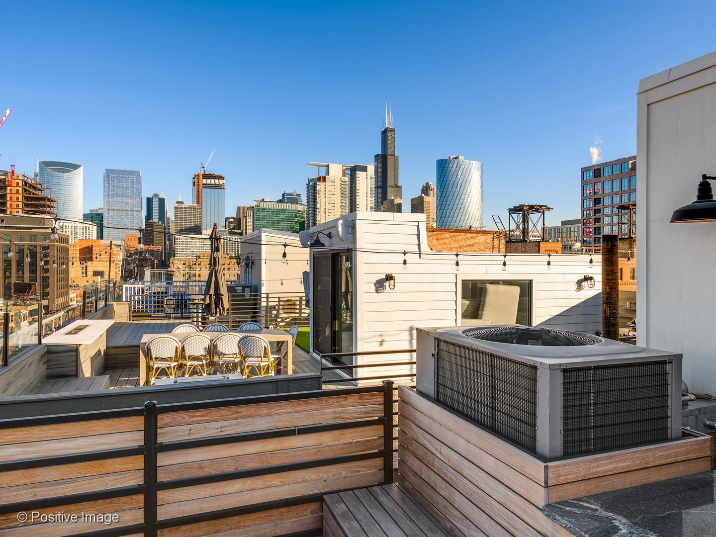 1000 West Washington Boulevard, Unit 540 Chicago, IL 60607 - Photo 27 of 28 a view of outdoor space with city view