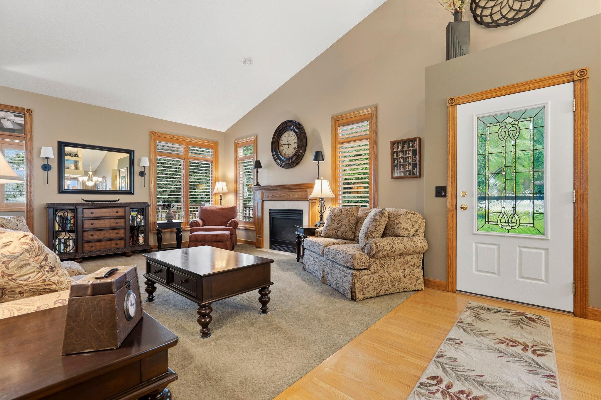 2751 Rivers Bluff Lane Anoka, MN 55303 - Photo 7 of 36