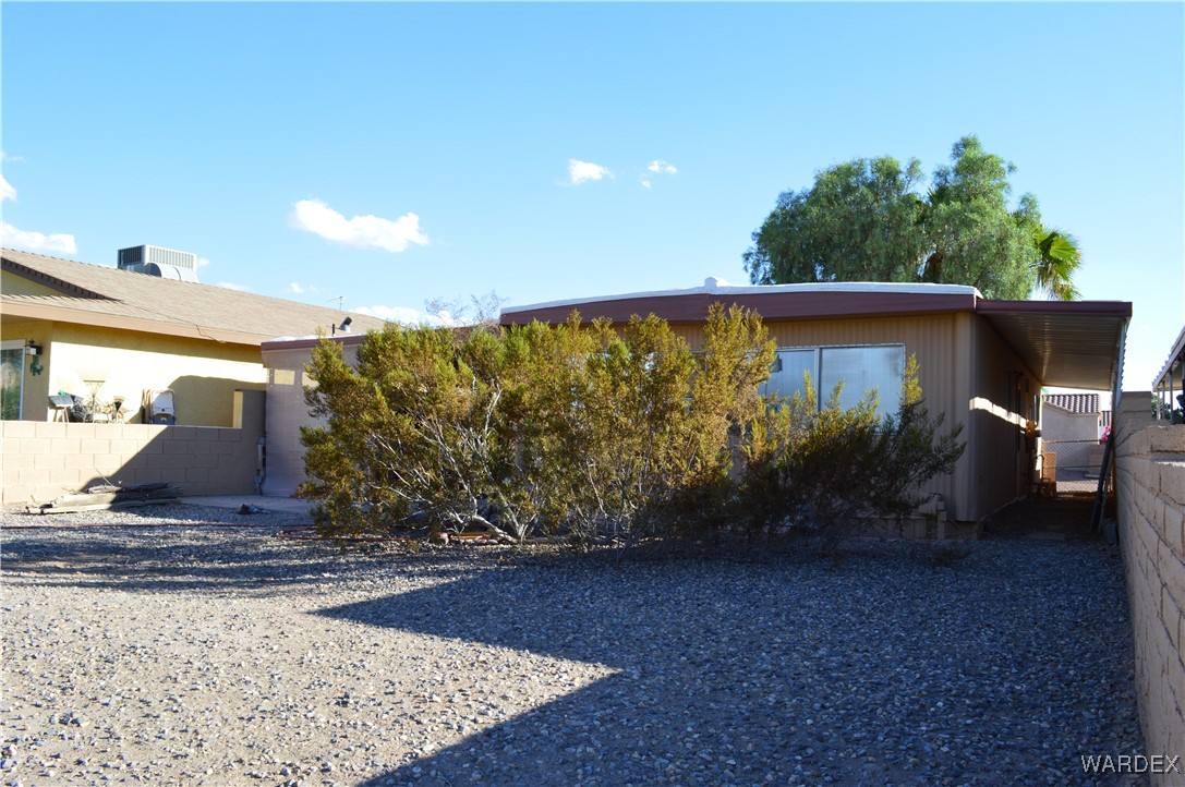 1359 Lause Road Bullhead City, AZ 86442 - Photo 10 of 17 a view of outdoor space