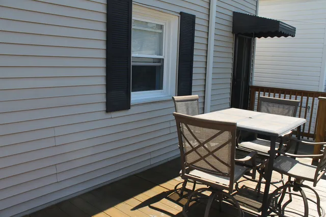 $384,500 | 3516 South Damen Avenue, Chicago, IL 60609