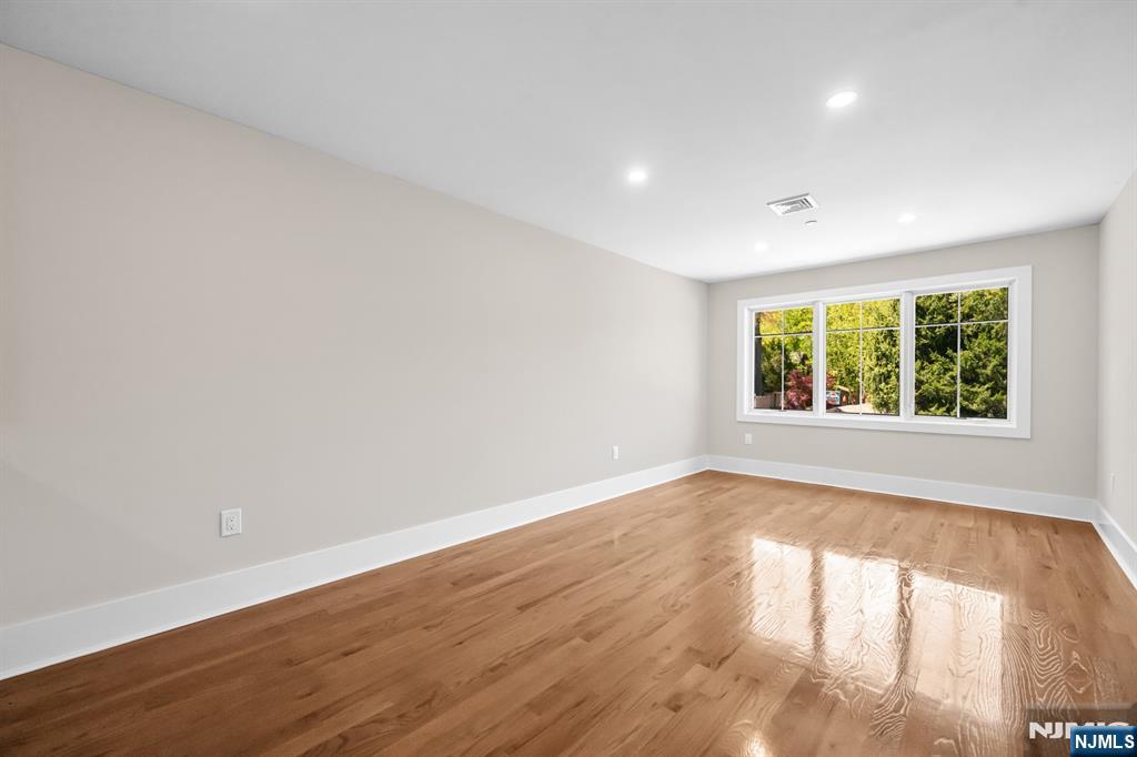 162 Closter Dock Road, Unit A Closter, NJ 07624 - Photo 30 of 37