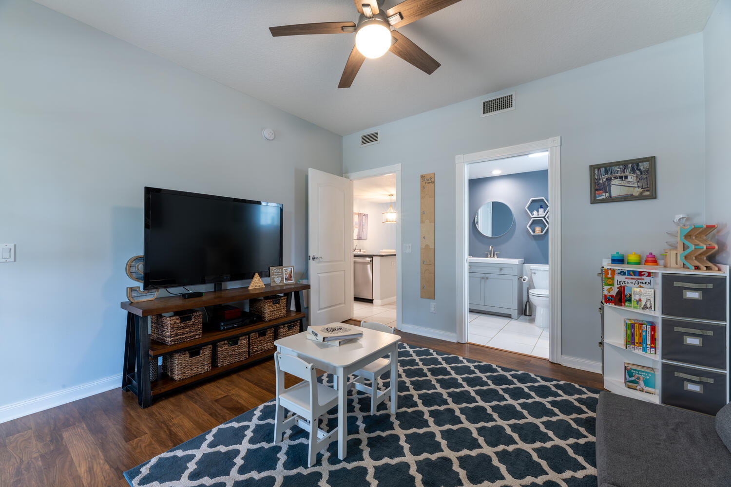 137 Rivinia Drive Jupiter, FL 33458 - Photo 17 of 30 B64F5B85-5D09-4D26-8FF5-30AC572F2679