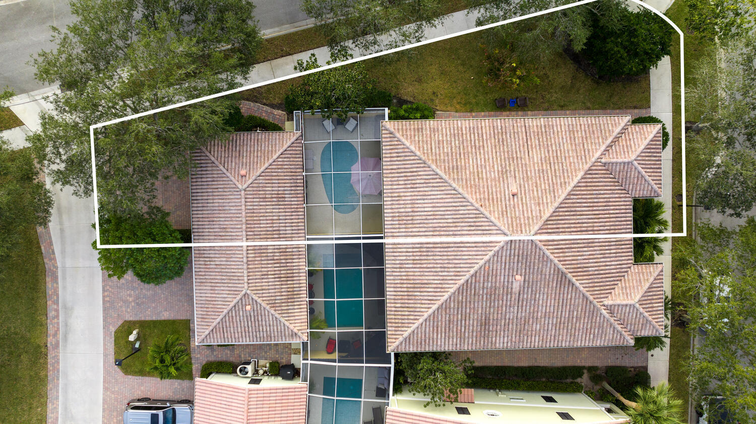 137 Rivinia Drive Jupiter, FL 33458 - Photo 3 of 30 66C69A18-BE67-428A-BCEE-1E8DC42FF4FA