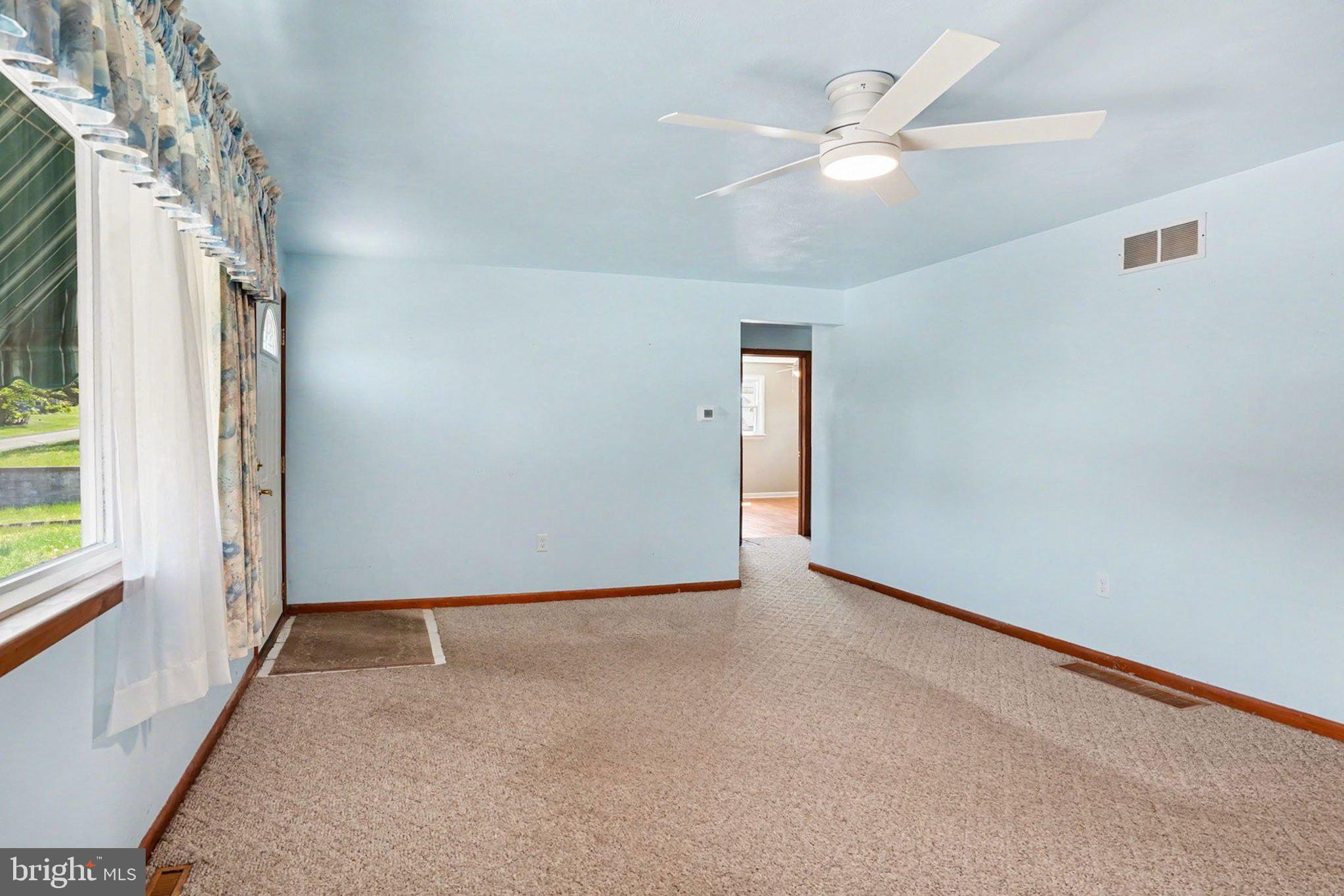 1872 Spring Road Carlisle, PA 17013 - Photo 7 of 28 Gallery Image 7