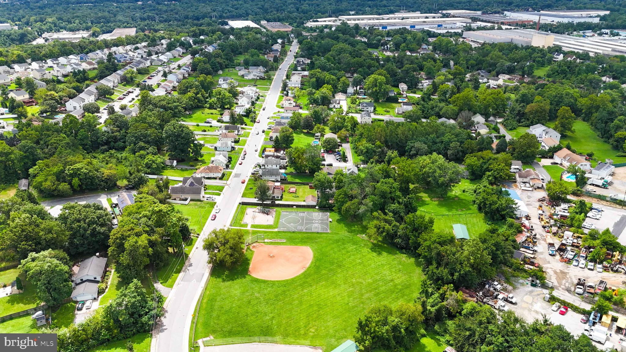 2025 Northeast Ne Baltimore, MD 21227 - Photo 120 of 122