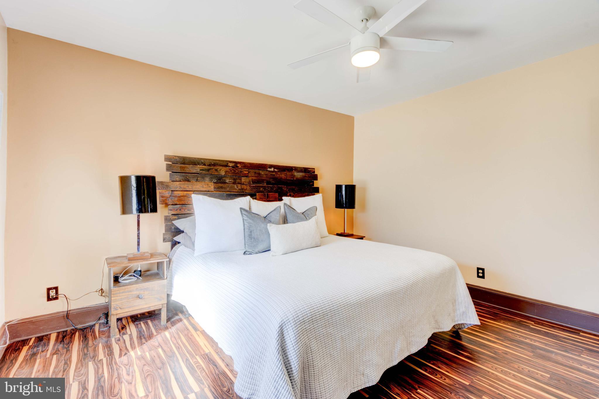 2025 Northeast Ne Baltimore, MD 21227 - Photo 23 of 122