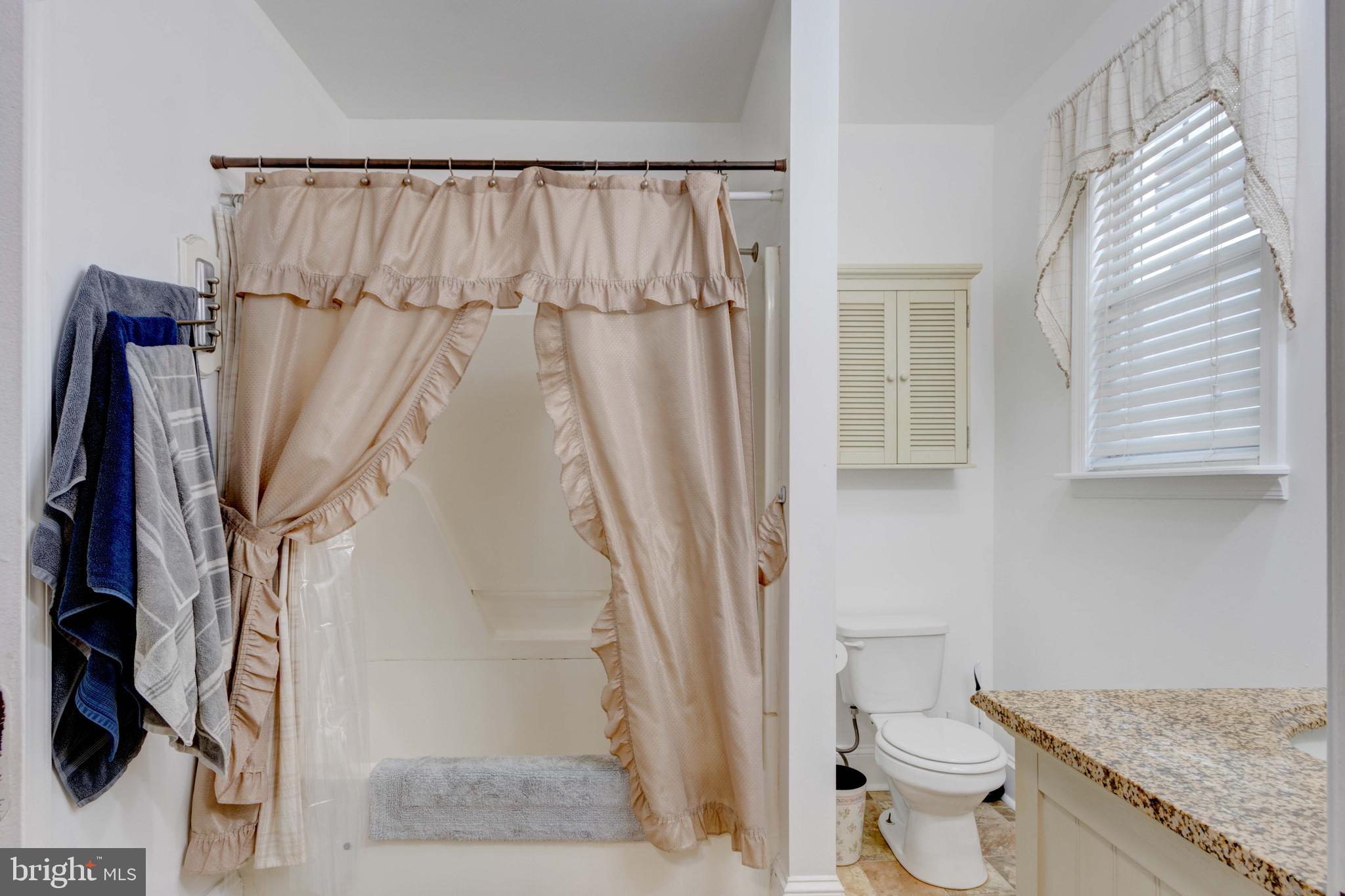 2025 Northeast Ne Baltimore, MD 21227 - Photo 32 of 122
