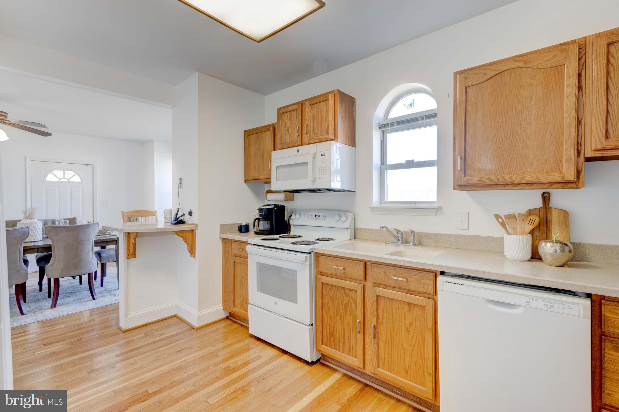 2025 Northeast Ne Baltimore, MD 21227 - Photo 37 of 122
