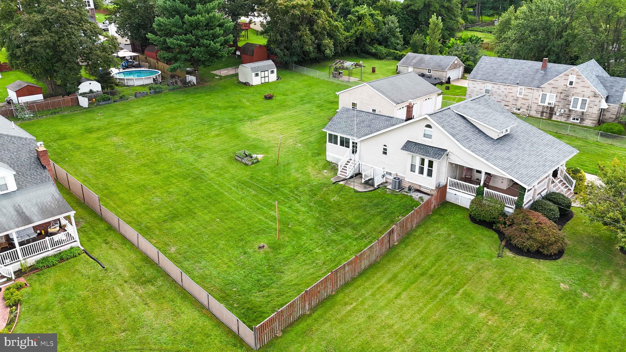 2025 Northeast Ne Baltimore, MD 21227 - Photo 48 of 122